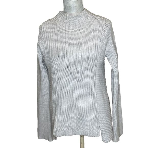 INTERMIX Sweaters - Intermix Wool/Cashmere Cream Pullover Mock Turtleneck Crop Sweater Sz M